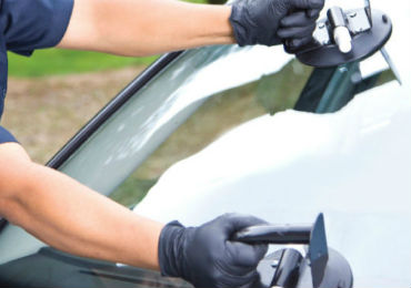 Windshield Replacement Tucson az: Mobile Auto Glass Repair Quote